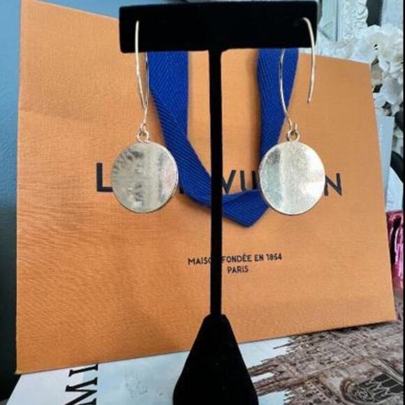 Louis Vuitton LV Gold & Red Keychain Charms on Fish Hook Earrings (LVXX030) - Picture 6 of 6